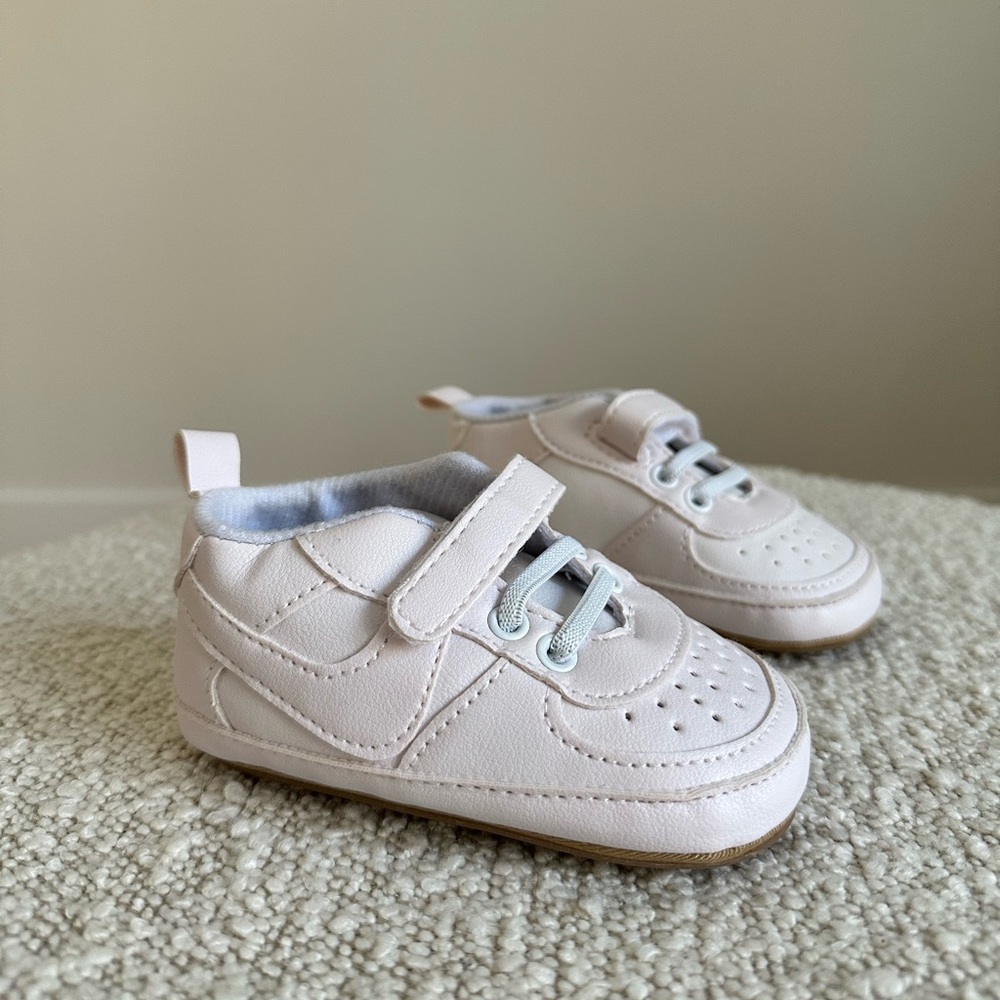 Baby Sneakers - Picture 3 of 4
